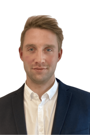 Porträt von Lasse Müller.